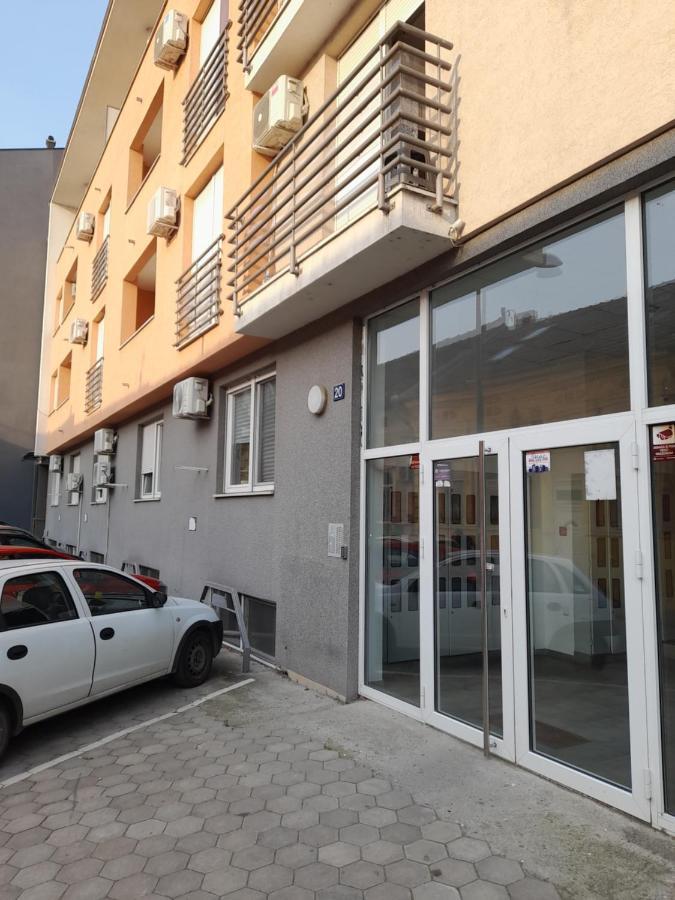 Nikola Ns Apartment Novi Sad Exterior foto