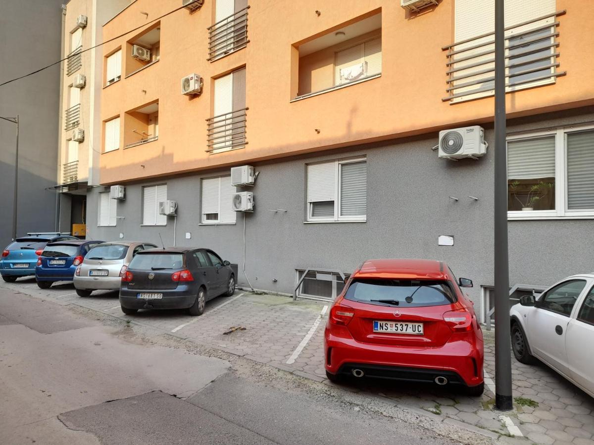 Nikola Ns Apartment Novi Sad Exterior foto